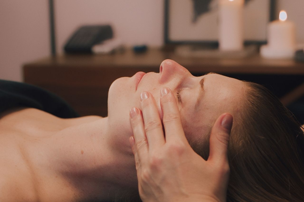 Kobido le massage facial japonais qui rajeunit naturellement visage et esprit