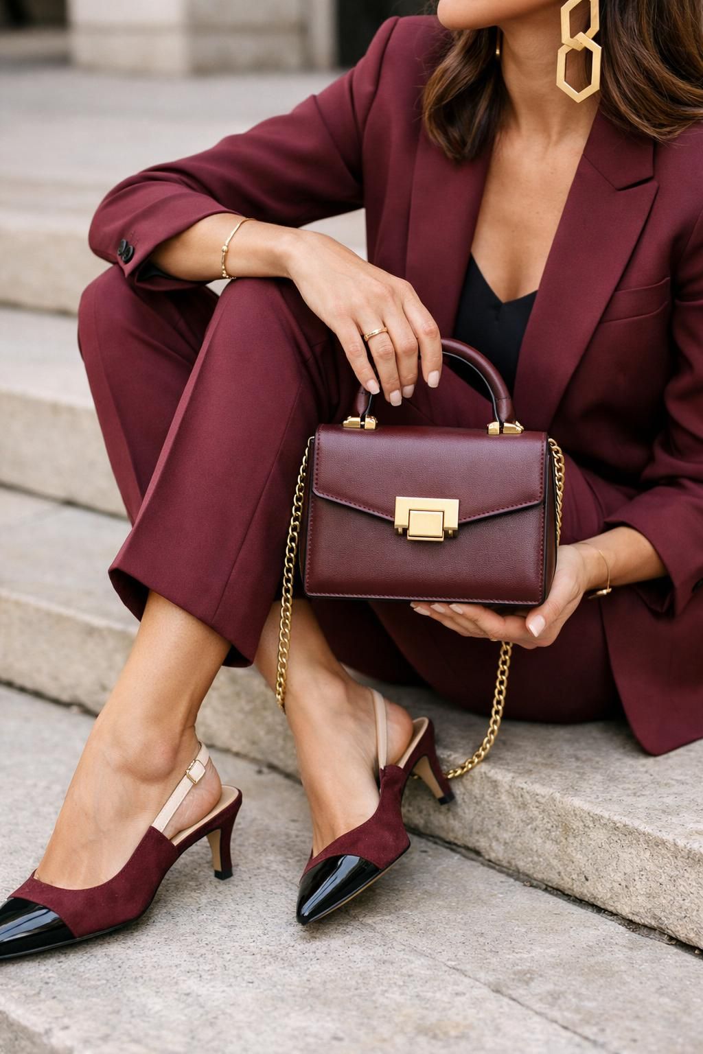 découvrez comment moderniser votre tailleur féminin en 2026 avec des astuces tendances, des coupes innovantes et des accessoires contemporains pour un look élégant et actuel.